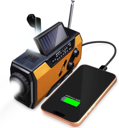 AMA® Noodradio Opwindbaar en Batterij - Noodradio - Radio - 15.8x7.4x5.3cm - Draagbaar
