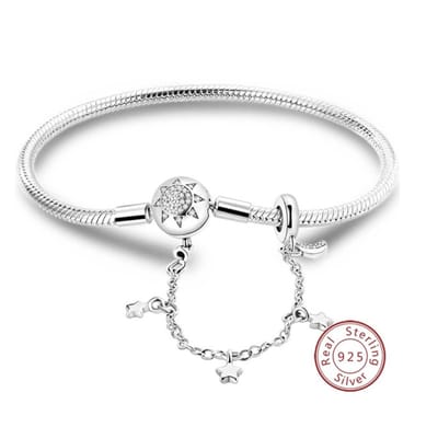 Fler® | Slangenarmband met Zonslot en Hangende Sterretjes - 19cm | Armband Zilver | Zilveren armband | 925 sterling zilver | Vlinder sluiting | Elegante dames armband | Valentijnsdag Cadeau | Sinterklaas kado | Kerstcadeau | Verjaardagsgeschenk