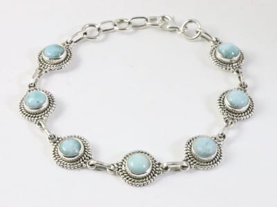 Bewerkte zilveren armband met larimar