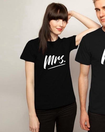 Mr / Mrs T-Shirt (Mrs - Maat XS) | Koppel Cadeau | Valentijn Cadeautje voor hem & haar