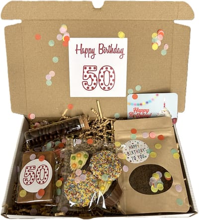 50 Verjaardag koffie brievenbus cadeau - chocolade - fudge - mokkaboontjes