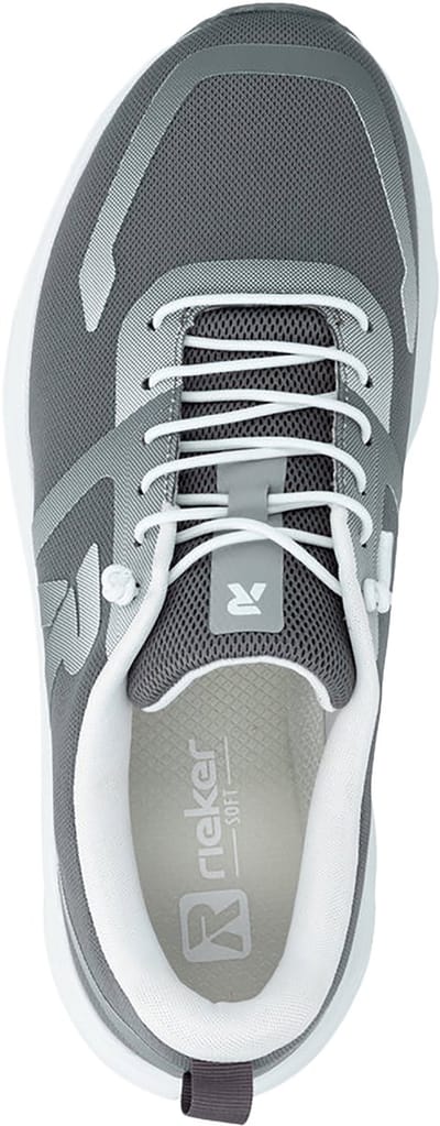 Sportschoenen met veters