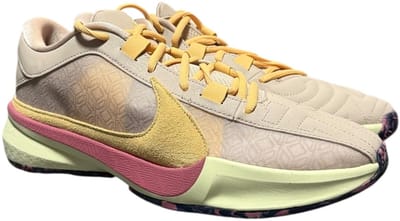 Nike Zoom Freak 5 - Basketbal schoenen - Maat 44.5