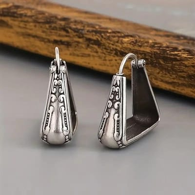 Vintage Koperkleurige Geometrische Massieve Oorbellen Boheemse Metalen Carving Patroon Creoolse Oorbellen voor Vrouwen Sieraden black
