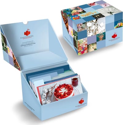 Kaartenkasteel Supersortering Wenskaarten Box Blauw – 45 Stijlvolle Dubbele Kaarten met Gekleurde Enveloppen – Stevig & Perfect voor Elke Gelegenheid: Felicitaties, Geboorte, Condoleance en Meer!