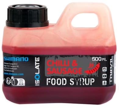 Shimano Shimano Bait Isolate Food Syrup Attractant Chilli Sausage 500ml – Pittige Booster voor Boilies, Pellets en PVA Mixen