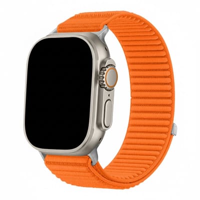 Nylon bandje - geschikt voor Apple Watch 1/2/3/4/5/6/7/8/9/10/11/ SE (1,2,3) met maat 38 mm / 40 mm / 41 mm en 42 mm (Watch 10/11) - klittenband sluiting - oranje