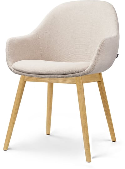 Nolon Nio-Mae Eetkamerstoel bouclé beige - houten onderstel - japandi - armstoel - comfortabele zitting