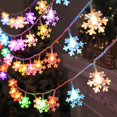 MUPOO LED Lichtgordijn Sneeuwvlokken - Kerstverlichting voor Binnen - 3 meter - 20 Sneeuwvlokken Kerstlampjes - Multicolour - Op Batterij - voor Kerstdecoratie - Feestverlichting