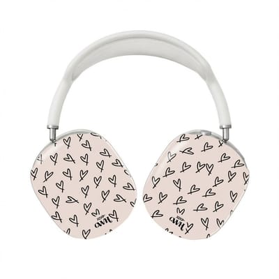 xoxo Wildhearts hoesje geschikt voor AirPods Max (2) - All Yours - Glossy - Ook als telefoonhoesje verkrijgbaar - schokbestendige case - koptelefoon hoesje - Glimmend - Beschermhoes met hartjesprint - hartjes - Beige - Zwart