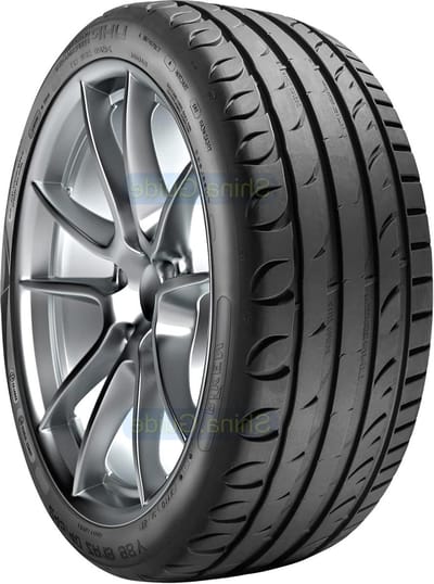 Autobanden - Zomerbanden Personenauto - Veilig Rijden - Hoge Prestaties - 225/45 R18 - Zwart