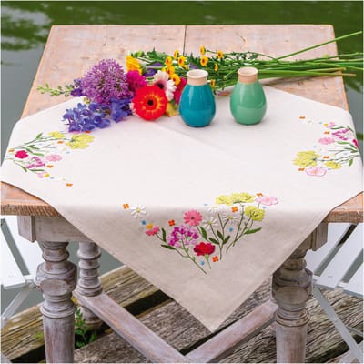 Vervaco - Tafelkleed kit Wilde bloemen - PN-0222237