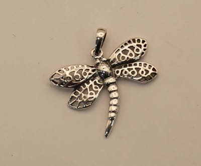 Sterling zilveren hanger libel - 925 zilver hangertje van een libel- zilveren hangers libels- pendant dragonfly silver - vrouwelijk hangers - hangers met sierlijke dieren - zilveren hangers met kleine dieren - moderen zilveren hangers