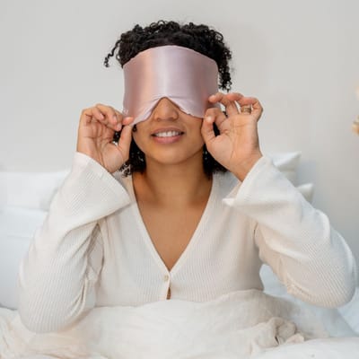 luxe roze zijden slaapmasker - 23 momme - verstelbaar - 100% lichtblokkerend - beter slapen