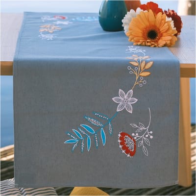 Vervaco - Loper kit Bloemen en takjes - PN-0231649 - Borduren - Borduurpakket - Borduurpakket volwassenen - Borduurpakket kind