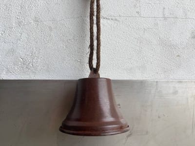 Bell rusty D10H9cm