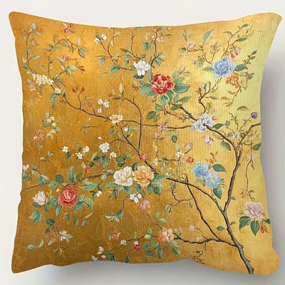 Sierkussenhoes Geel 45x45 cm met Bloemen en Takken – Luxe Kussenhoes Goud Geel Floral – Decoratieve Kussenhoes voor Bank of Slaapkamer – Exclusief Binnenkussen