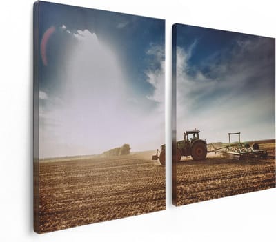 Artaza Canvas Schilderij Tweeluik Tractor op het Veld - Trekker - 120x80 - Foto Op Canvas - Canvas Print