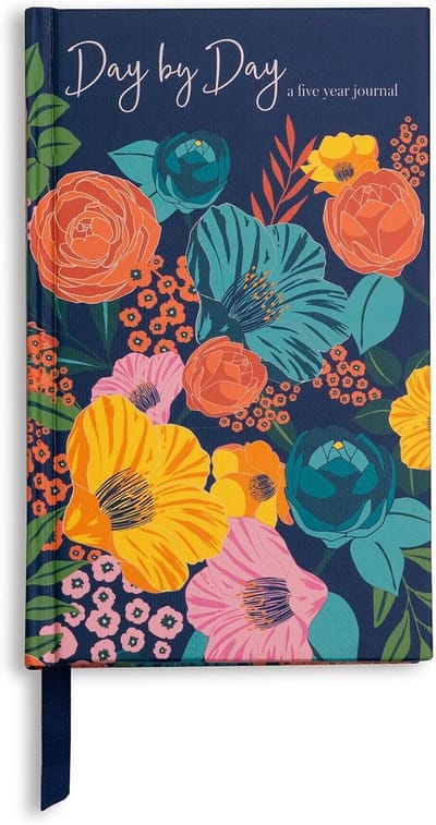Dagelijks Dagboek voor Reflectie en Mindfulness - 5-Jarig Notitieboek met Een Regel per Dag - Hardcover met Tuinbloemen