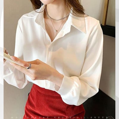 Chemises blanches amoncelées lâchement Hauts de niche design fin Chemises en mousseline de soie Vêtements de travail d'été pour femmes Col montant Chemises décontractées S white