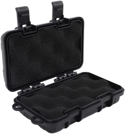 Dailygoods- Sleutelkastje Weerbestendig - Magnetisch Sleutelkastje - Sleutelhouder Onder Voertuigen - Opbergdoos voor Spullen - 4 Veiligheidsgespen - Afmetingen 13x8,5x4,5cm