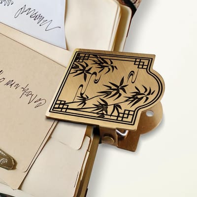 Reizigers Notebook Journal Clip Metalen Chinees Patroon Bamboe Boek Binder Clips Brons Vintage, 4,6 cm x 4,1 cm Decoratieve Heavy Duty Messing Pagina Houder Clips voor Boek, Papier