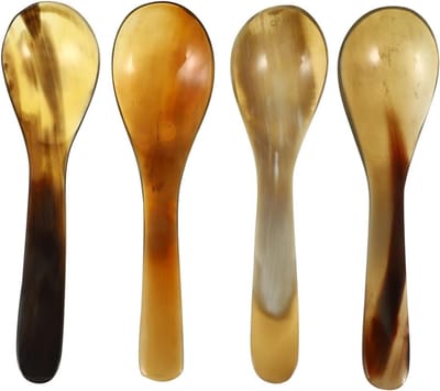 Natuurlijke Ossenhoorn Lepels - Set van 4 Grote Soeplepels voor Taart, Dessert en IJs - Ideaal voor Koffie en Thee Mixen