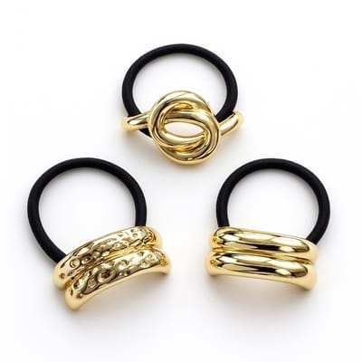 Goudkleurige haar elastiek met metalen cuff – elastische haar band dames – metallic knot en paardenstaart accessoire – glanzend goud haar sier cuff
