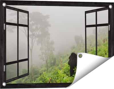 Gards Tuinposter Doorkijk Gorilla in het Woud tijdens de Mist - 60x40 cm - Tuindoek - Tuindecoratie - Wanddecoratie buiten - Tuinschilderij