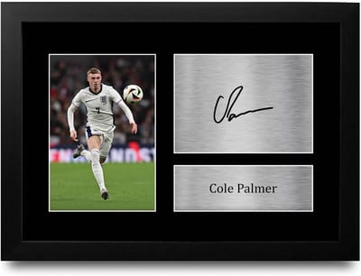 Ingelijste A4 Gesigneerde Foto Reproductie Voetbalspeler Engeland - Ideaal Cadeau voor Fans