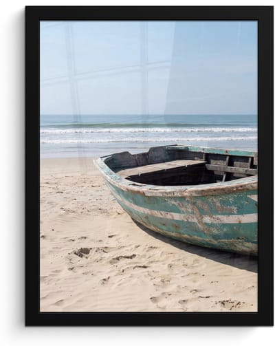 Poster in lijst - Fotolijst 30x40 cm - Posters - Boot - Zandstrand - Zee - Posterlijst zwart - Decoratie - Wanddecoratie woonkamer - Muurdecoratie slaapkamer