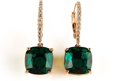 Zilveren oorringen oorbellen met donker groene vierkante steen en cubic zirconia