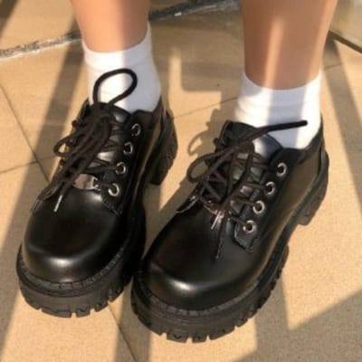 Schoenen van zwart leer in Britse stijl voor dames Lente en herfst Nieuw Alles-passend Retro Vetersluiting Japanse Jk Platform Loafers 36 brown