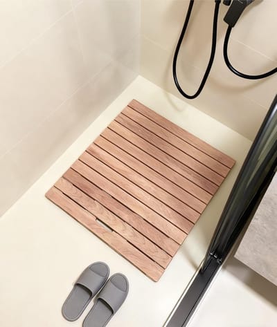 Natuurlijke teakhouten douchemat voor binnen en buiten, met antislip rubberen voetjes, hoogwaardige houten vloermat voor spa, sauna, zwembad en jacuzzi, vloerdecoratie en -bescherm