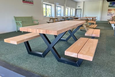 Rockwood® Picknicktafel Cross Over Easy Sit (6,5cm dikte) 2.00m Montage op locatie. Extra gemak en vakkundige service met afgeronde hoeken