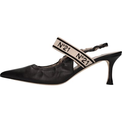 N°21 Schoenen met zwarte hak
