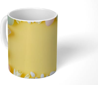 Mok - Koffiemok - Tulpen - Eieren - Pastelkleuren - Geel - Mokken - 350 ML - Beker - Koffiemokken - Theemok