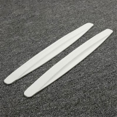 2 stuks Auto Bumperstrips Anti-botsing Waterdicht PVC Stijlvolle Kleur Hoekbescherming Trim Carbon Fiber White