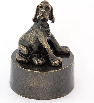 Engelse Jachthond zittend - Verbronsd Honden Asbeeld Dieren Urn Voor Uw Geliefde Hond