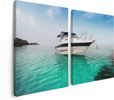 Artaza Canvas Schilderij Tweeluik Motorboot aan het Strand met Blauw Water - 120x80 - Foto Op Canvas - Canvas Print