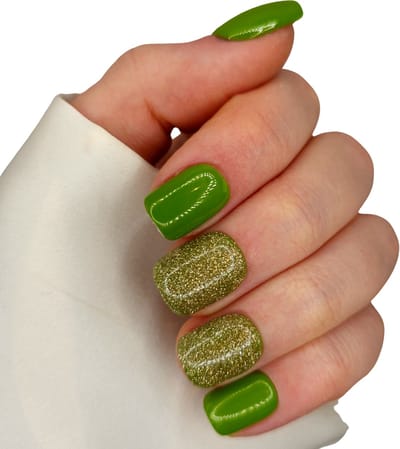 Press on Nails - Groene glitternagels - Short Square Nageltips - Plaknagels - Nepnagels - SD Press on Nails - Nagelset B246