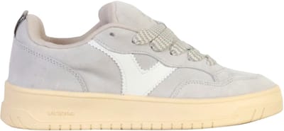Lage sneakers met veters