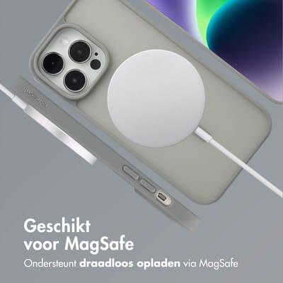 imoshion Hoesje - Geschikt voor iPhone 14 Pro Max - Color Guard Backcover geschikt voor MagSafe - Grijs