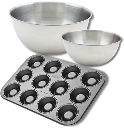Set met 1 mal voor 12 rum babas, 1 Zenker spatel en 2 roestvrijstalen mengkommen Fackelmann