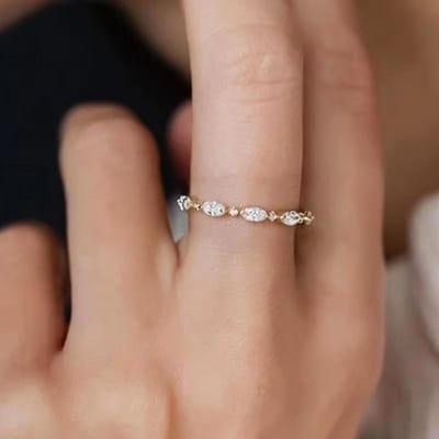Huitan Elegante Dunne Marquise Ronde CZ Vingerringen voor Vrouwen Temperament Sierlijke Accessoires Chique Eeuwige Trouwring Sieraden 10 black