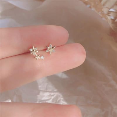 925 Sterling Zilver Frans Asymmetrisch Creatief Kristal Bloem Plating 14k Goud Oorbellen Vrouwen Zoet Romantisch Dating Sieraden goud