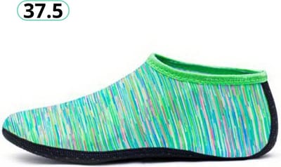 Bovista Waterschoenen Voor Kinderen & Volwassenen - Aqua Shoes - Aquaschoenen - Afzwemschoenen - Zwemles Schoenen - Groen - Maat 37.5