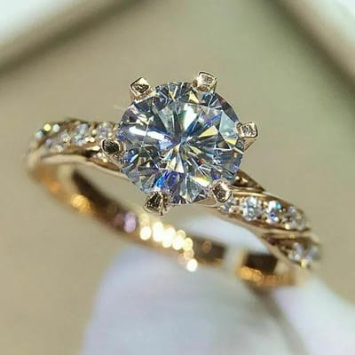 Huitan Luxe Bruiloftsringen voor Vrouwen met Sprankelende Kubieke Zirconia Goudkleur Voorstel Verlovingsringen voor Geliefde Mode Sieraden 8