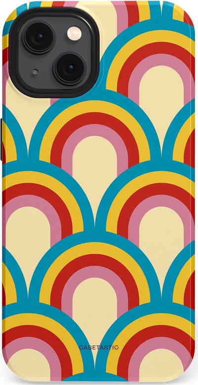 Casetastic hoesje geschikt voor Apple iPhone 13 - MagSafe - Dubbellaagse bescherming - Retro regenboog - Fashion Case - Lichtblauw Crème Goud Rood