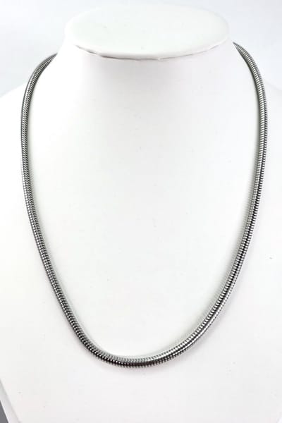 Halsketting - RVS - Ronde - Slangenketting - zilverkleur - L 45 cm - D 3.2mm - prachtige te combineren met of zonder hanger - Vrouw.